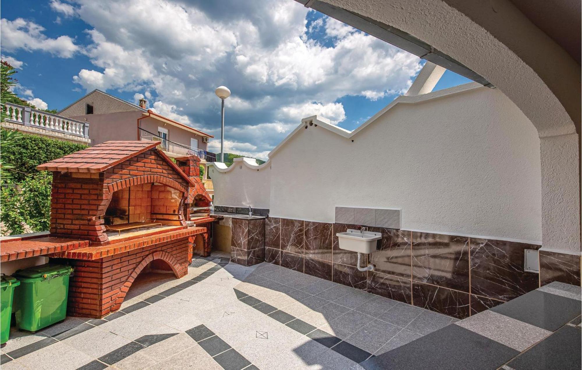 Stunning Apartment In Crikvenica With Wifi Dış mekan fotoğraf