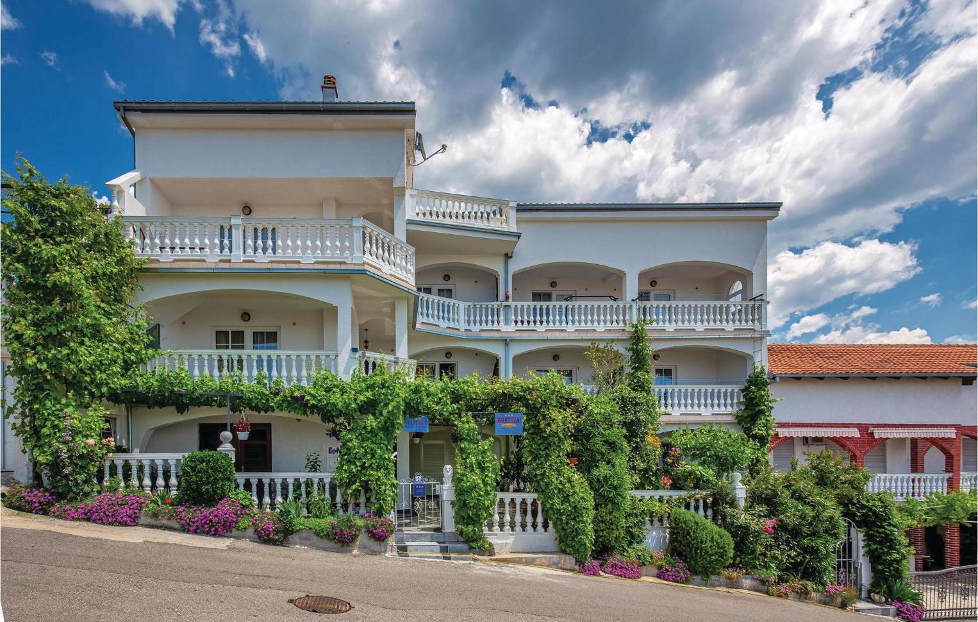 Stunning Apartment In Crikvenica With Wifi Dış mekan fotoğraf