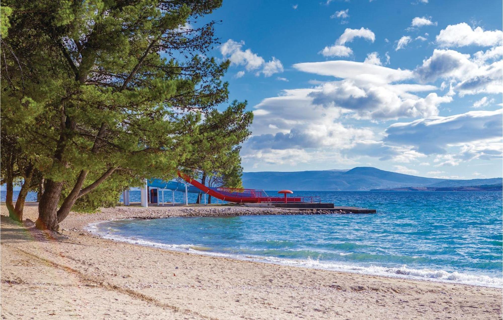Stunning Apartment In Crikvenica With Wifi Dış mekan fotoğraf